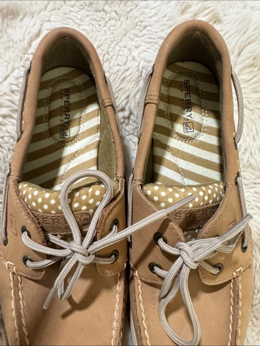 Sperry authentic two